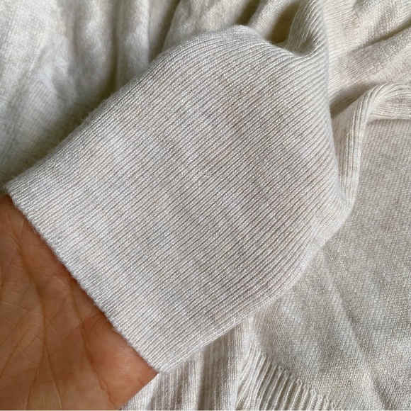 🐚 UP2FASHION OATMEAL IVORY ASYMMETRICAL CARDIGAN SWEATER! - Picture 8 of 10